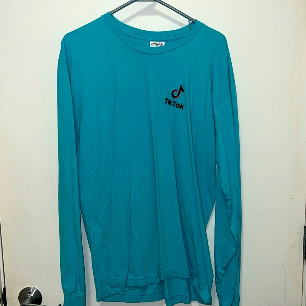 TikTok long sleeve teal blue T-shirt
